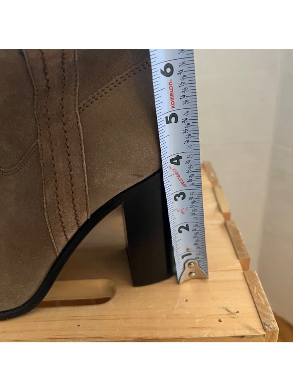 Kate Spade New York Size 9 Tobacco Brown Baise Suede Pull On Heeled Ankle Boots - Picture 9 of 16